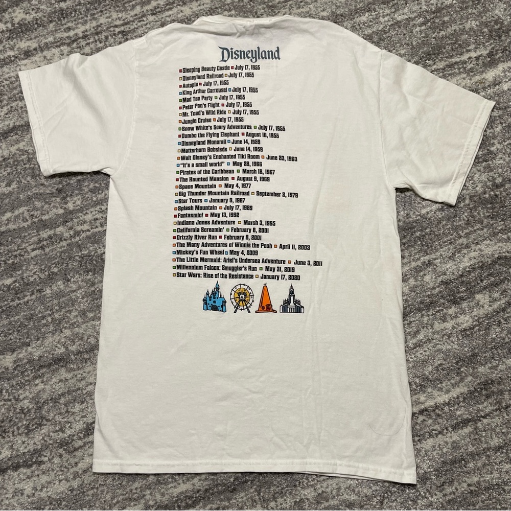 Authentic DISNEY graphic tee - Picture 4 of 4